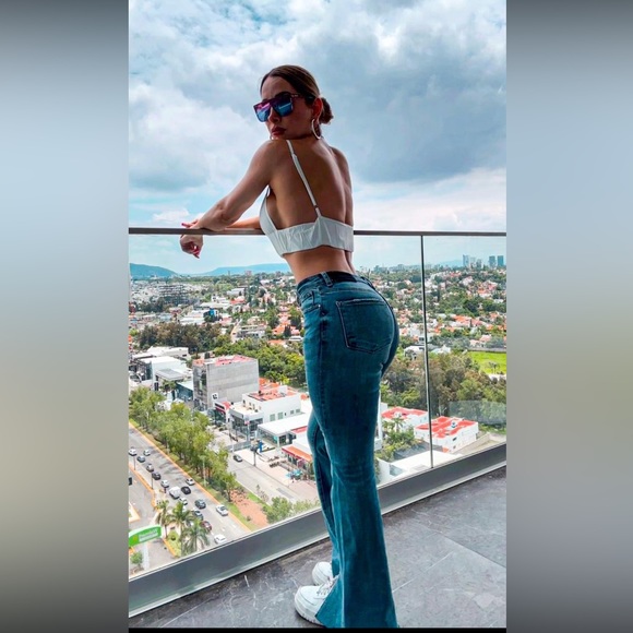 Risen High Rise Twisted Hem Flare Jeans - Picture 5 of 10